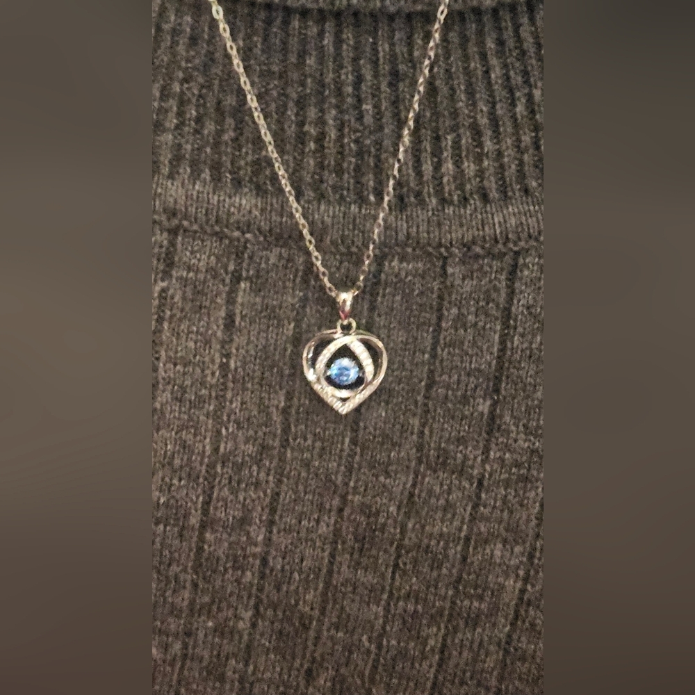 Silver 925 Necklace w/floating Gemstone Heart Pendant, Bag Box Rose. NEW